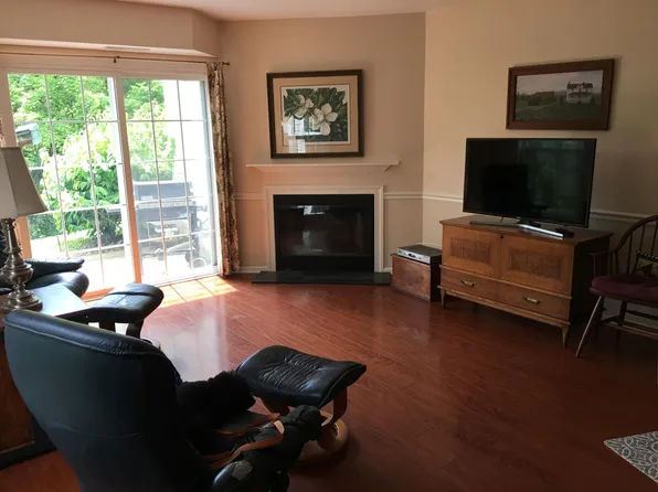 225 Windsor Ct, Glen Mills, PA 19342