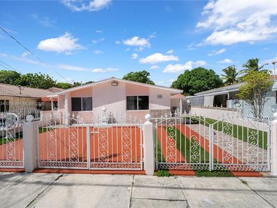 132 NW 18th Ave, Miami, FL, 33125