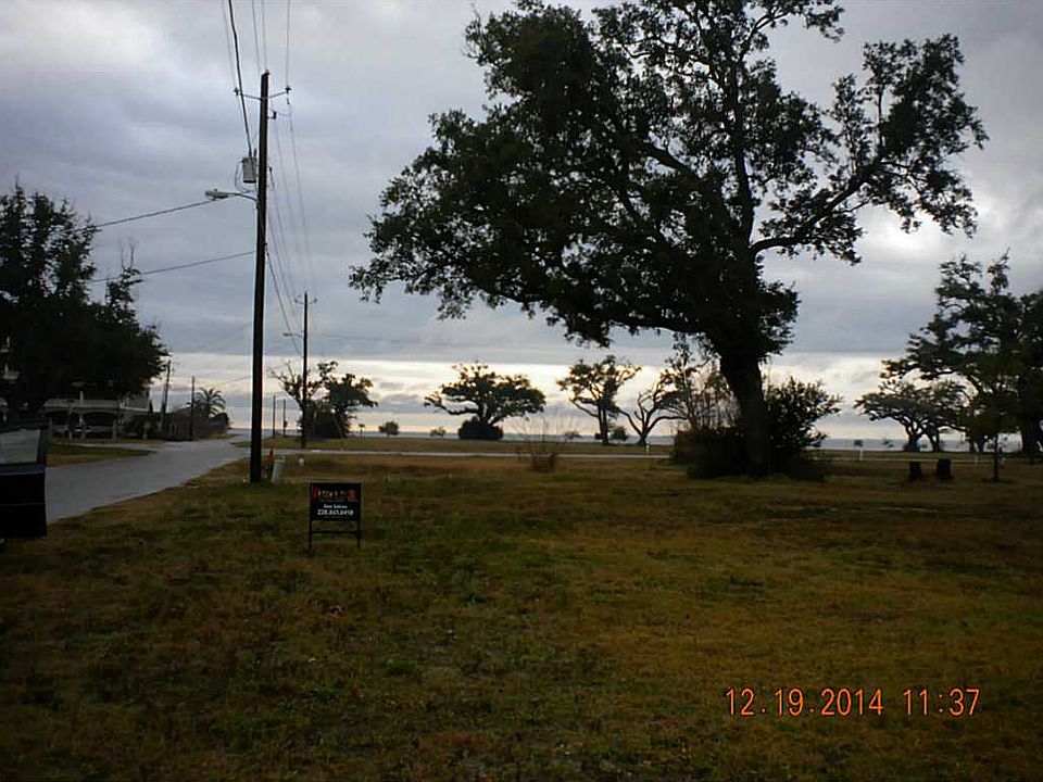 1st image of 615 Fournier Ave