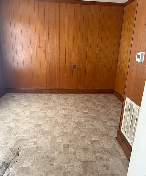 949 E Webb Ave #B — Photo 2