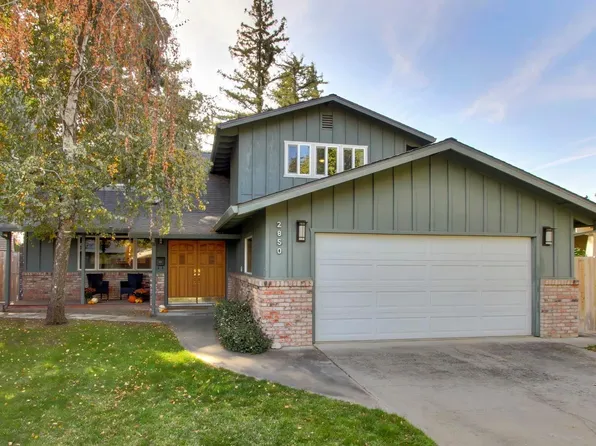 2850 Layton Dr, Davis, CA 95618