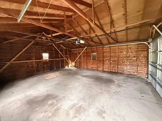 636 Florence St — Photo 7