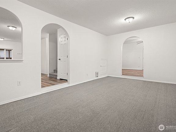 4th image of 1769 SE Crawford Road