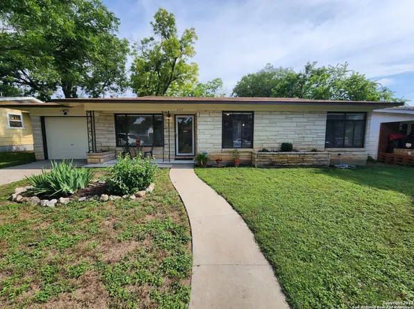 207 Sullivan Dr, San Antonio, TX 78213