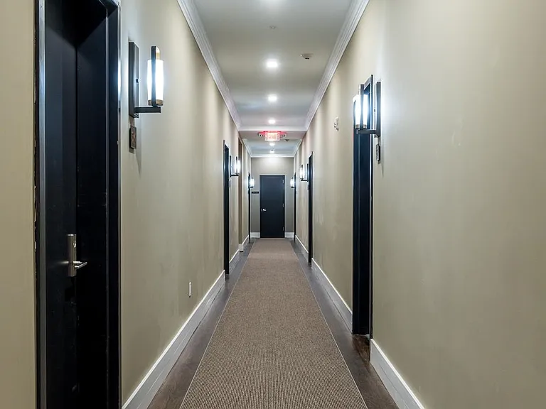 6122 Hudson Ave #4A — Photo 21