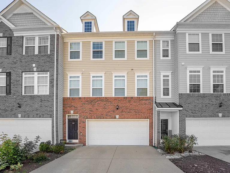 415 Saint Andrews Dr — Photo 32