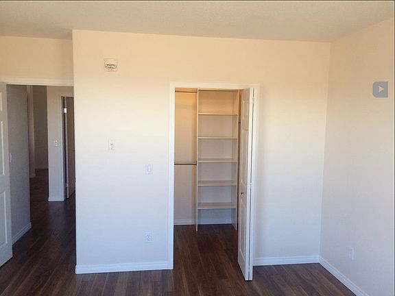 5th image of 802 12th St #208