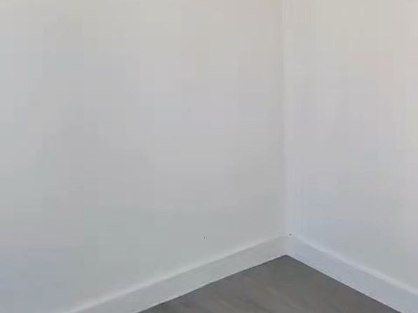49 Van Cortlandt Park Ave Floor 2