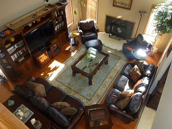5th image of 18026 Erickson Ct