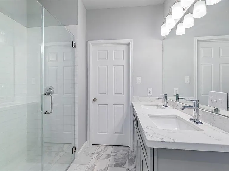 7655 NE Ameswood Rd — Photo 10