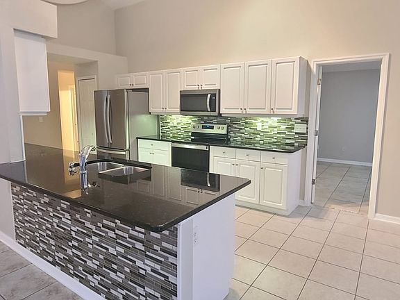5th image of 6753 Calistoga Cir
