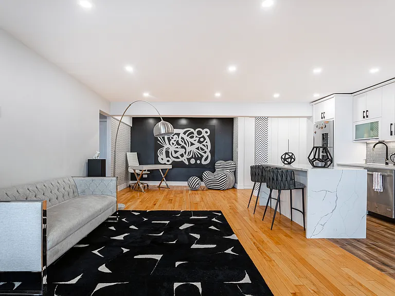 3235 Emmons Ave #526 — Photo 10