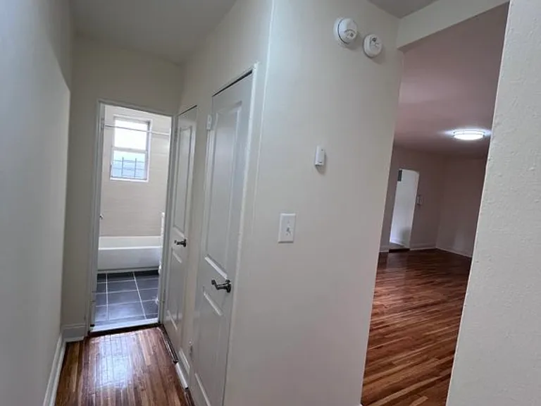 2049 20th Ln #4A — Photo 6