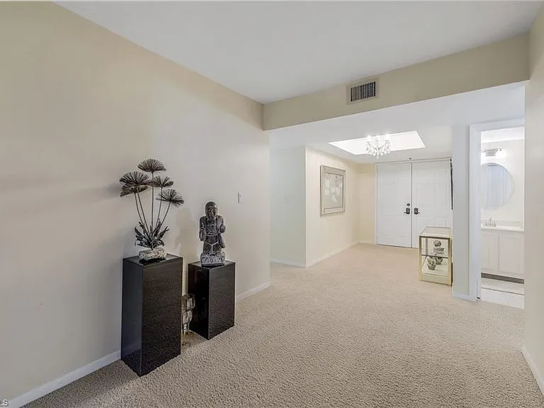 520 S Collier Blvd #901 — Photo 5