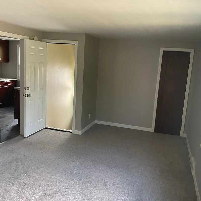 2 bed, 1.0 bath, 850 sqft, $1,400 — Photo 3