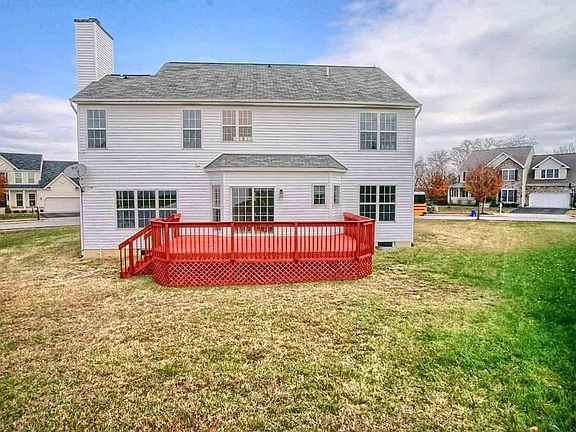 2nd image of 122 Evergreen Cir