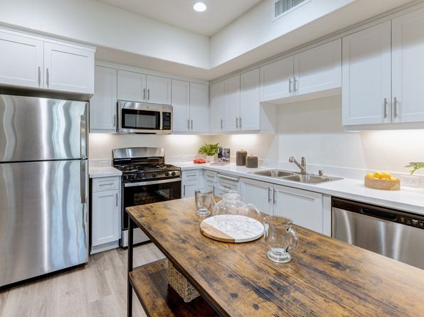 1387 Creston Rd #8-307