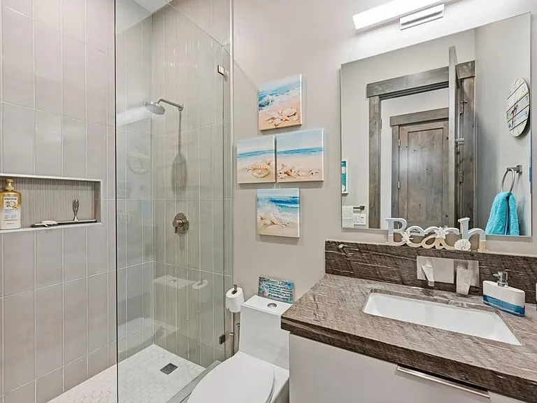 1109 Hampton Ct — Photo 33