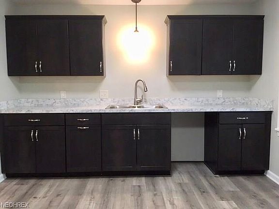 3rd image of 33944 Iris Ln