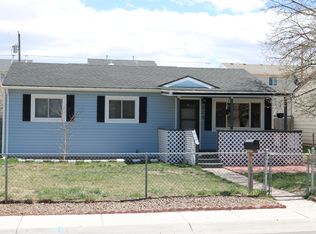 215 Cribbon Ave, Cheyenne, WY 82007