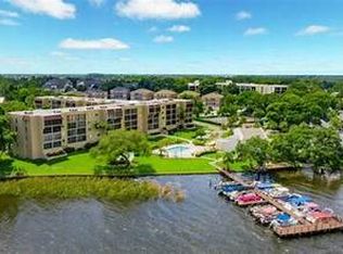 90 S Highland Ave APT 311, Tarpon Springs, FL 34689