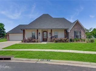 312 Ansley Cir, Benton, LA 71006