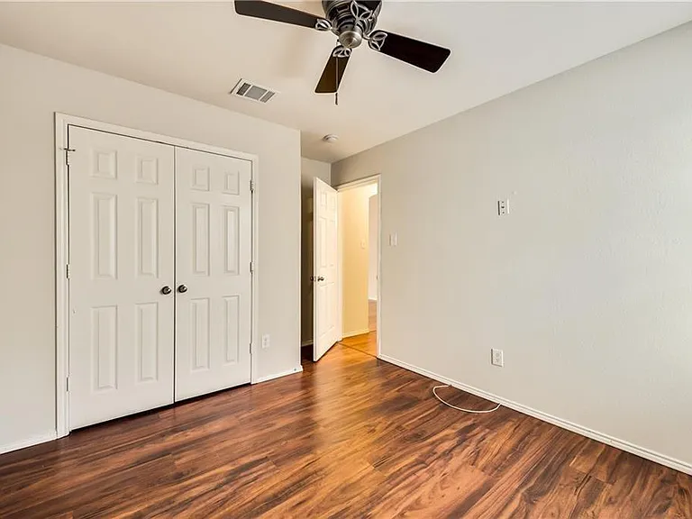 8633 Corral Cir — Photo 23