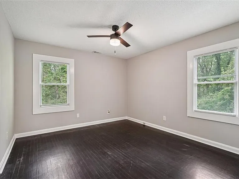 172 Meador Way SE — Photo 24