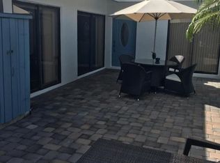 203 Timberlane Cir, Greenacres, FL 33463