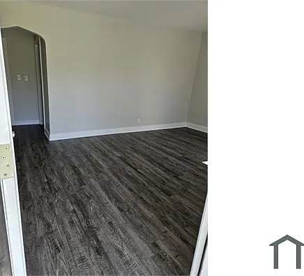 1004 S 45th St — Photo 10