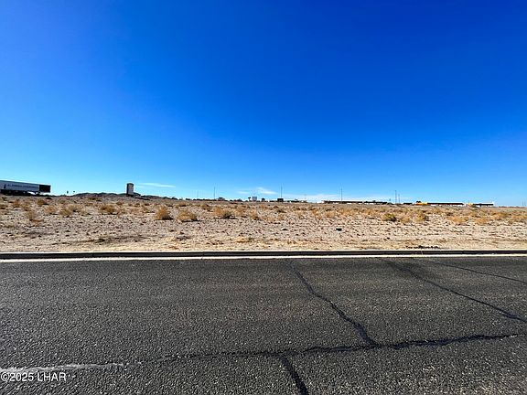5th image of 3 Highway 95 N
