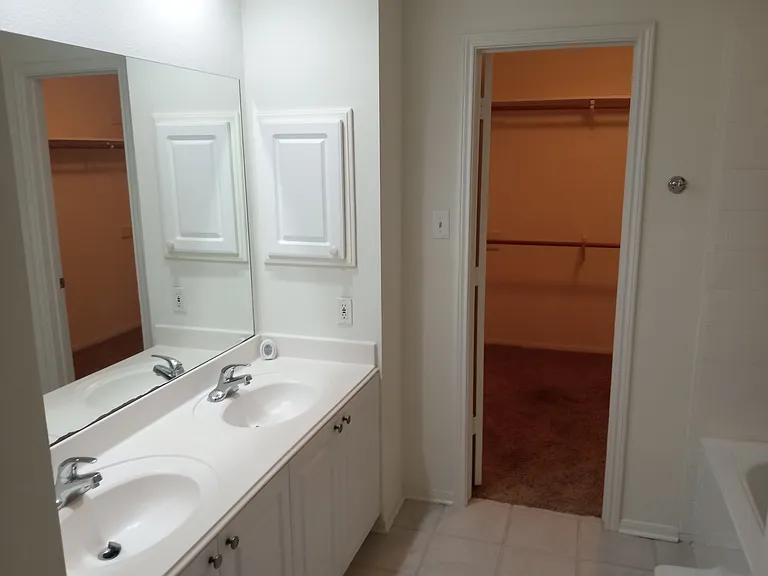 52 Scarlet Woods Ct #52 — Photo 13