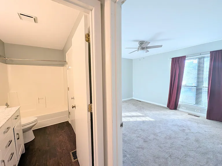 7225 Woods Crossing Dr — Photo 17
