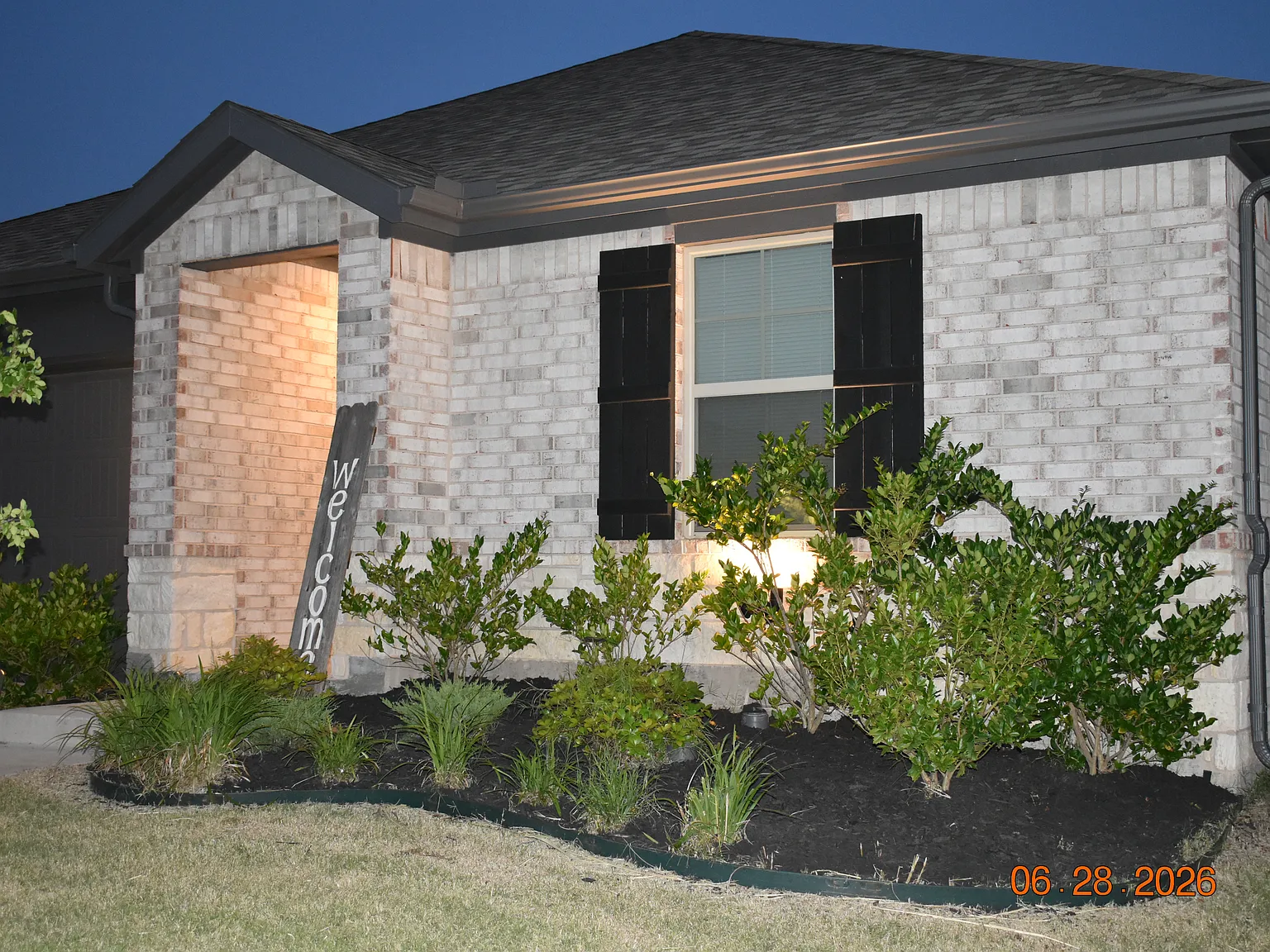 3 bed, 1698 sqft, $2,200 — Photo 4