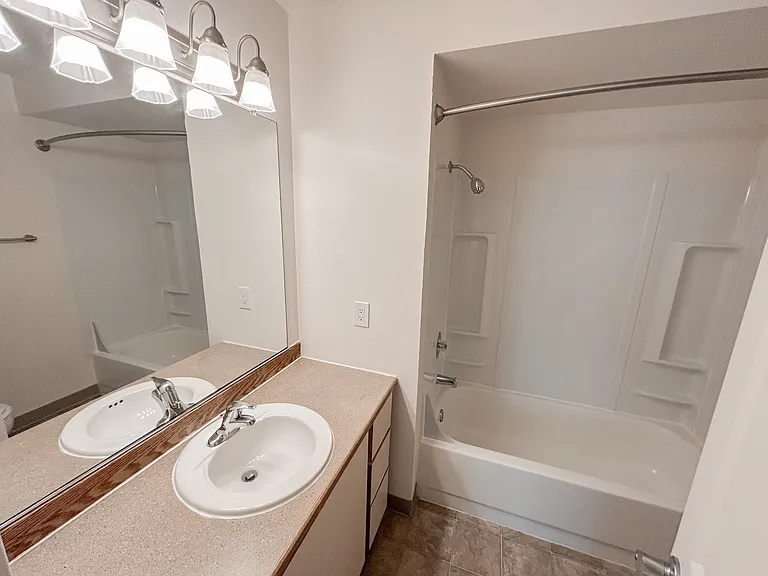 Stone Creek Apartments Beaverton — Photo 98