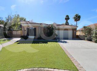 2451 E Honeysuckle Pl, Chandler, AZ 85286