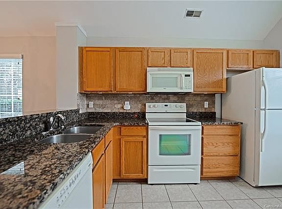 4th image of 7493 Pilot Cove Ct