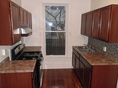 2nd image of 201 S Elm St #E50380b00