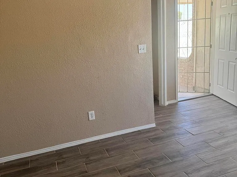 1924 Estrada Dr #1 — Photo 6