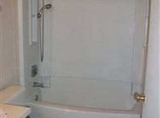 1261 SW 85th Ave, Pembroke Pines, FL 33025