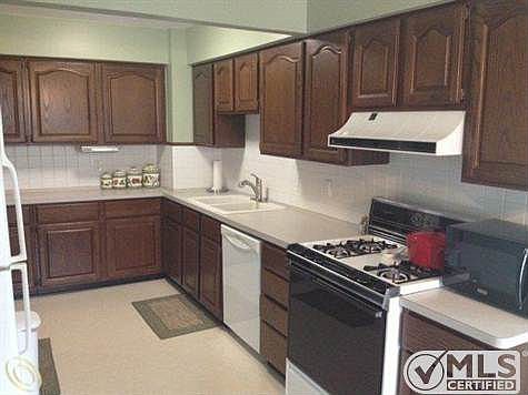 11Balmoral.jpg