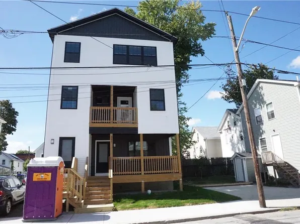 391 Cahill St, Providence, RI 02905