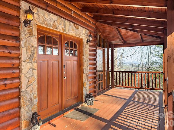 5th image of 398 Waterfall Dr