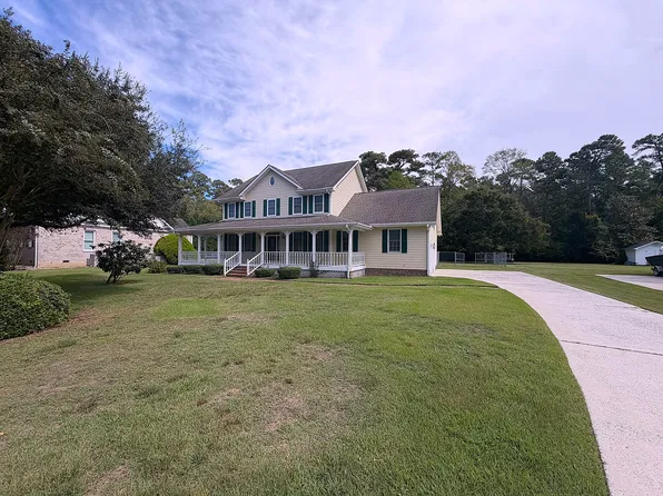 1604 Wedgewood Ct, Morehead City, NC 28557