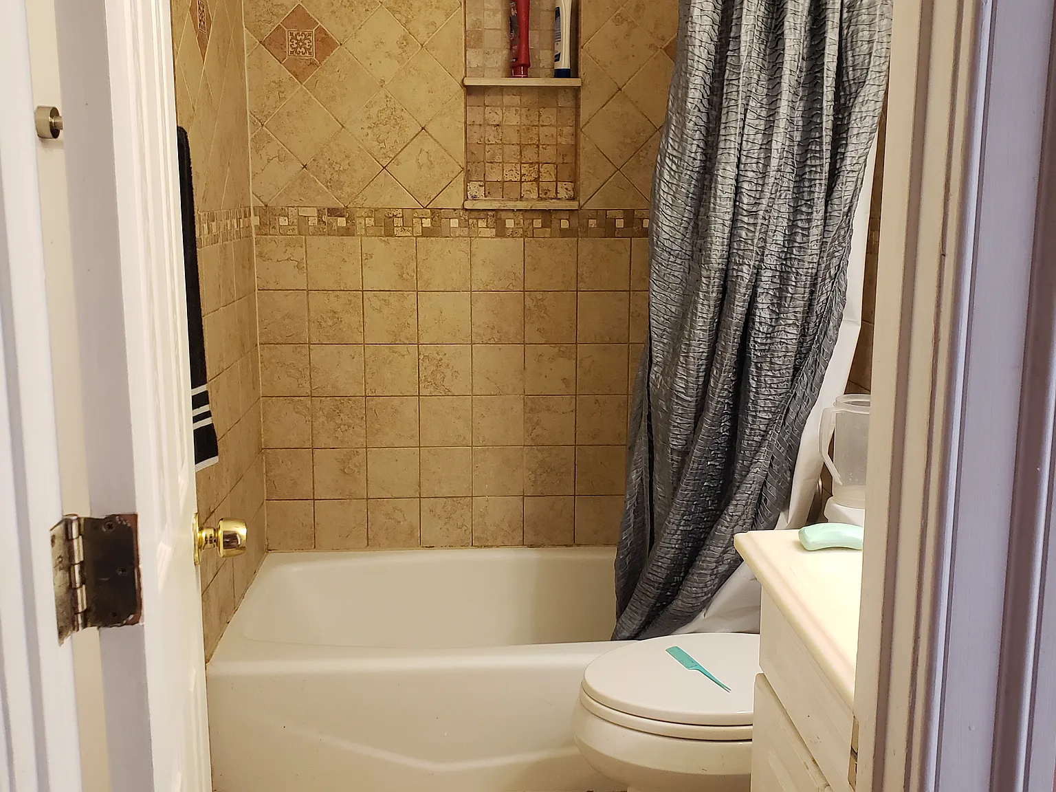 1 bed, 3015 sqft, $800 — Photo 3