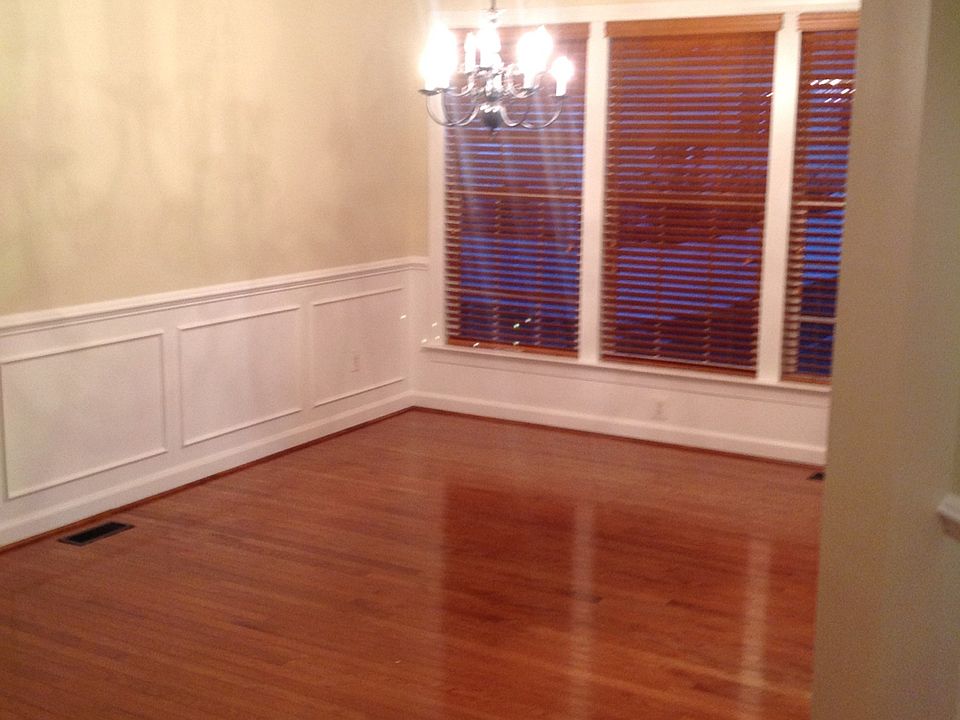 Formal dining