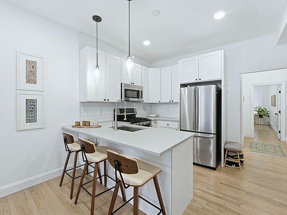 5th image of 1228 Park Ave APT 1
