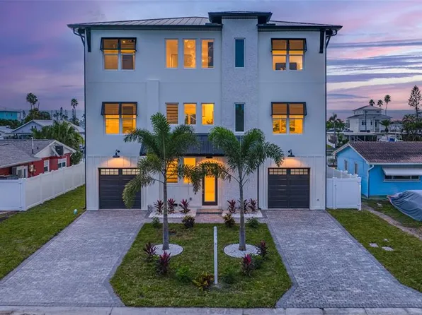 534 Crystal Dr, Madeira Beach, FL 33708