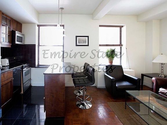 2nd image of 150 W 51st St APT 1517