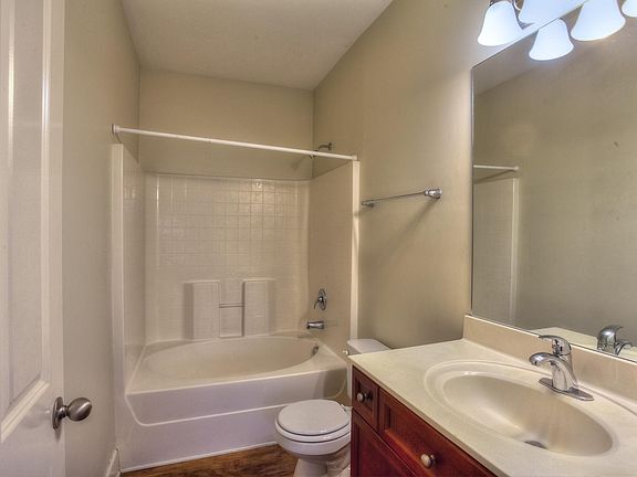 2nd image of 7009 Lenox Village Dr #201E